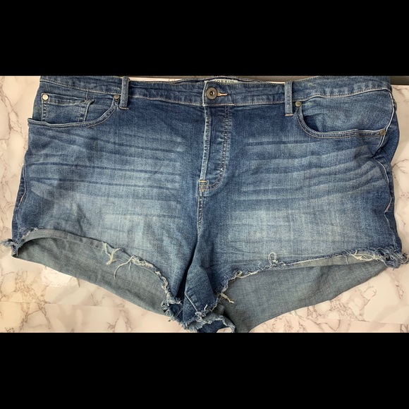 torrid Pants - Torrid Shorts Cutoffs Size 24
